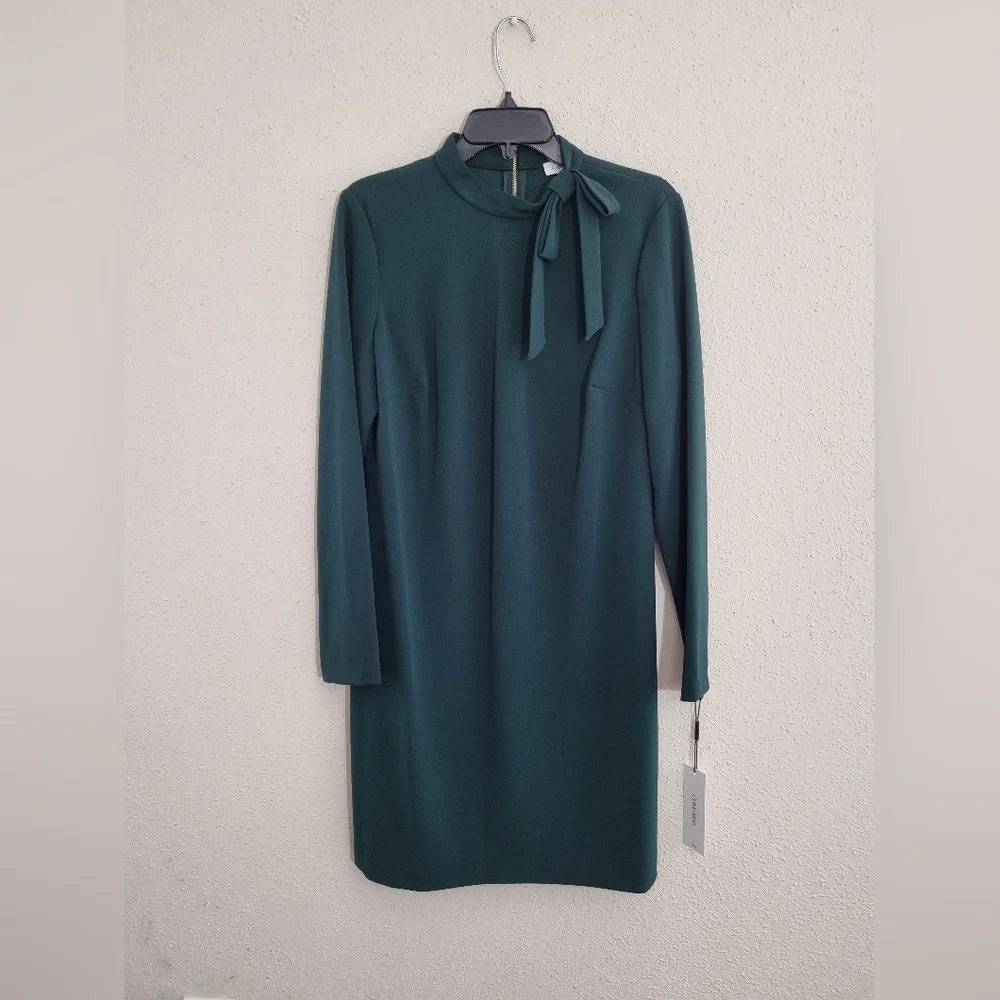 Calvin Klein Dark Green Long Sleeve Dress With Tie Neck Detail NWT Size 12 - Picture 2 of 8